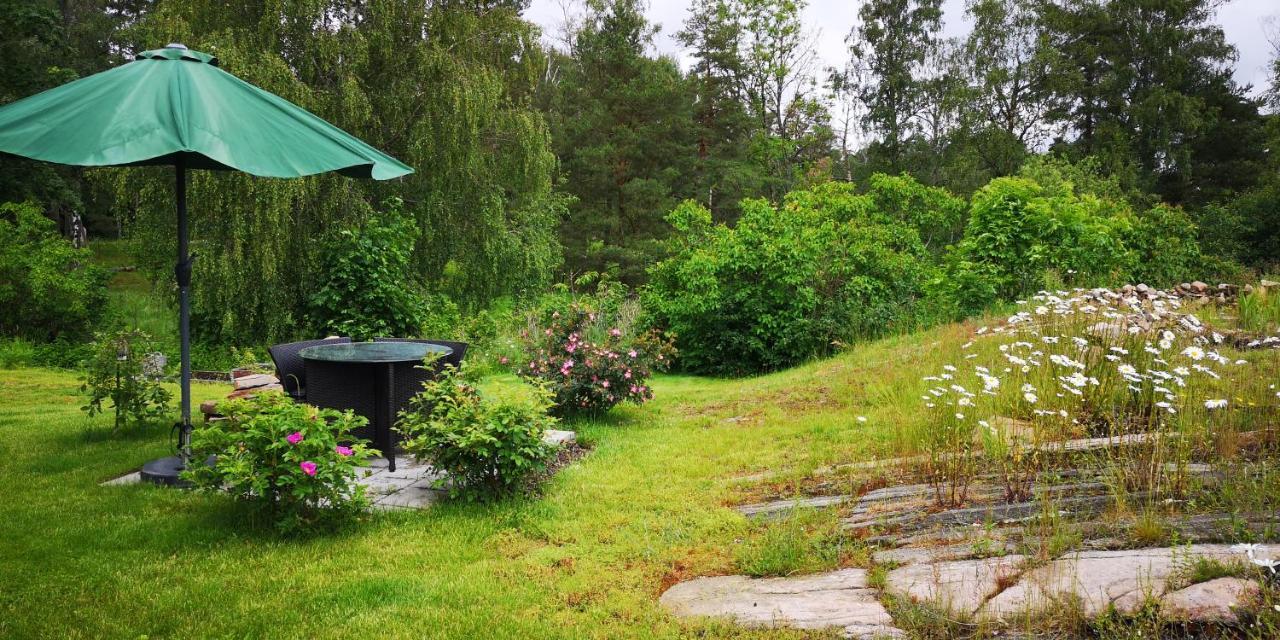 Kinne-Vedum Bed And Breakfast Götene エクステリア 写真